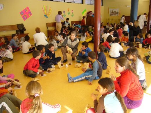 /Archivos/Fotos/25/Zamora/Reina. CHOCOLATADA SAN JOSE.jpg